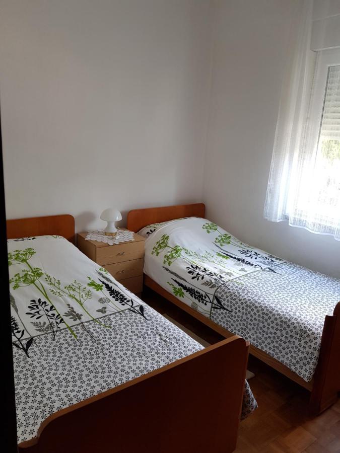 11 Ulica Drage Gervaisa Apartment Crikvenica Bagian luar foto