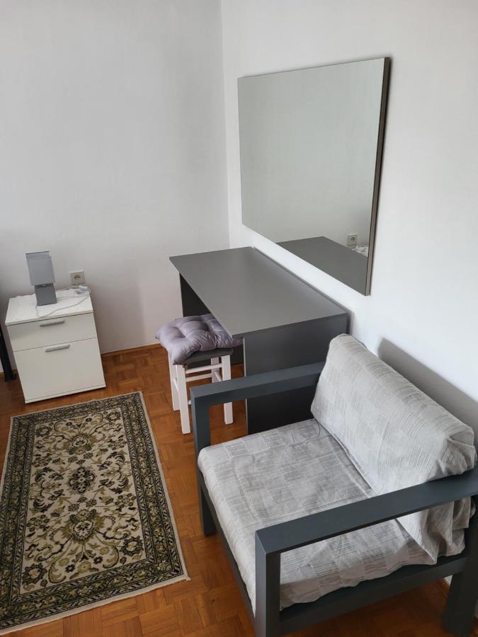 11 Ulica Drage Gervaisa Apartment Crikvenica Bagian luar foto